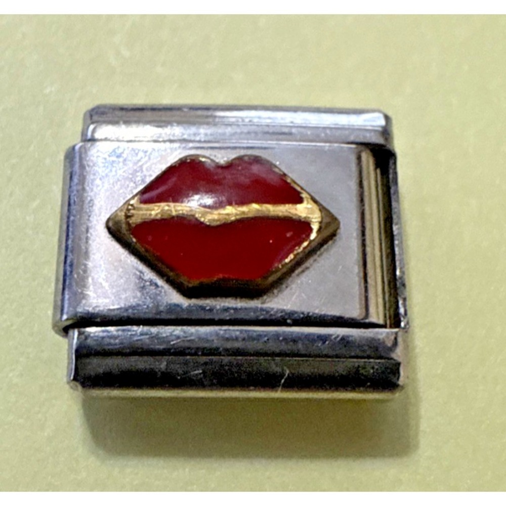 Unbranded Italian Charm Red Lips 9mm Silver Brand New Enamel Stainless Steel
